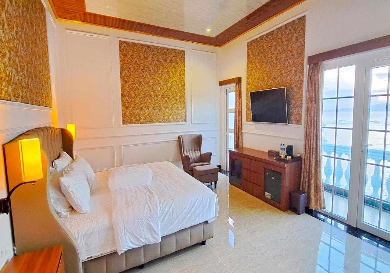 Gili Beachfront Suites Gili Trawangan Exterior photo